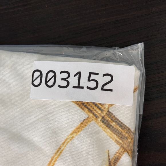 Beyonce Cowboy Carter Shirt Women Small Golden Crown Graphic Tee Tour Merch 2025 - Picture 11 of 11